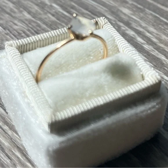 Local Eclectic Solid Gold Essential Moonstone Ring - Size 10 - Picture 3 of 7